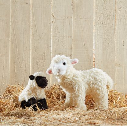 Living Nature BlackFace Lamb AN466 - Image 2